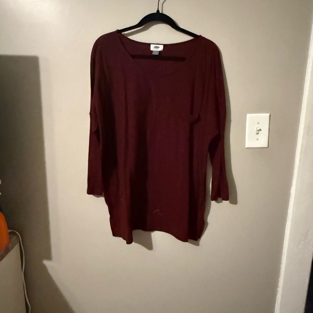 Old Navy Women's Burgundy Sweater